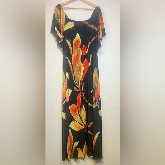 Off the shoulder Bold Colors Large Flowers Print Boho Maxi Dress  
Size Medium - Picture 2 of 5